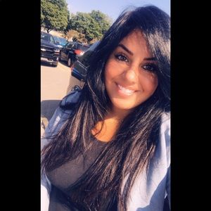 Meet your Posher, Christina